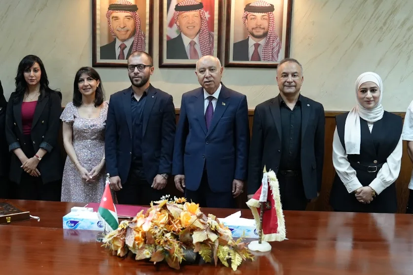 اتفاقية تعاون مع جامعة مؤتة
